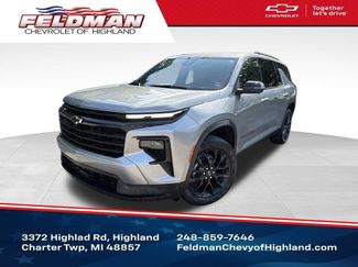 Used 2024 Chevrolet Traverse LT w/ Midnight/Sport Edition AWD/4WD video 1