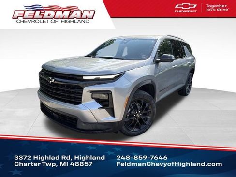 Used 2024 Chevrolet Traverse LT w/ Midnight/Sport Edition AWD/4WD image 1