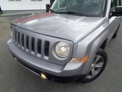Used 2016 Jeep Patriot High Altitude AWD/4WD image 23