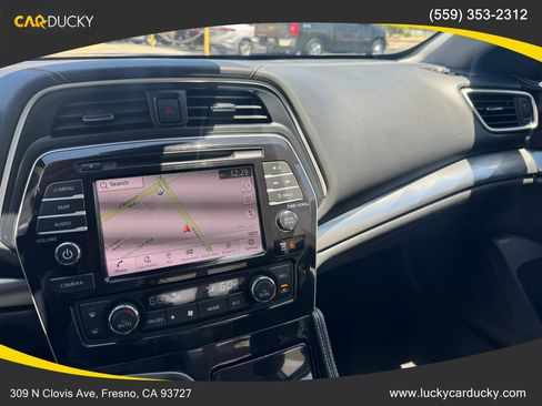 Used 2023 Nissan Maxima SV w/ Floor Mat Group FWD image 14