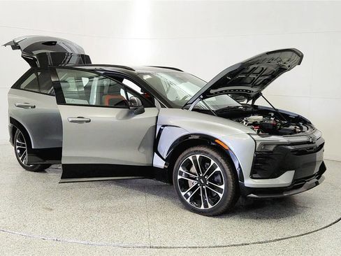 New 2026 Chevrolet Blazer EV SS AWD/4WD image 9