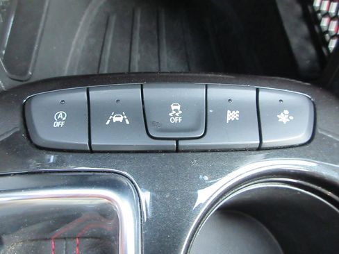 Used 2023 Chevrolet TrailBlazer RS w/ Convenience Package image 28