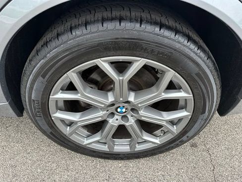 Used 2024 BMW X7 xDrive40i AWD/4WD image 7