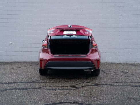 Used 2025 Toyota Corolla XLE image 14