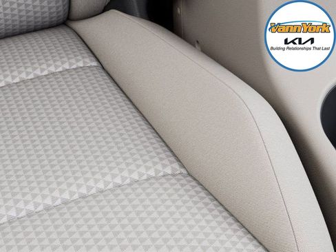 New 2025 Kia Soul LX image 24