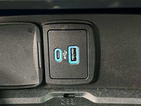 Used 2023 Ford Bronco Raptor AWD/4WD image 29