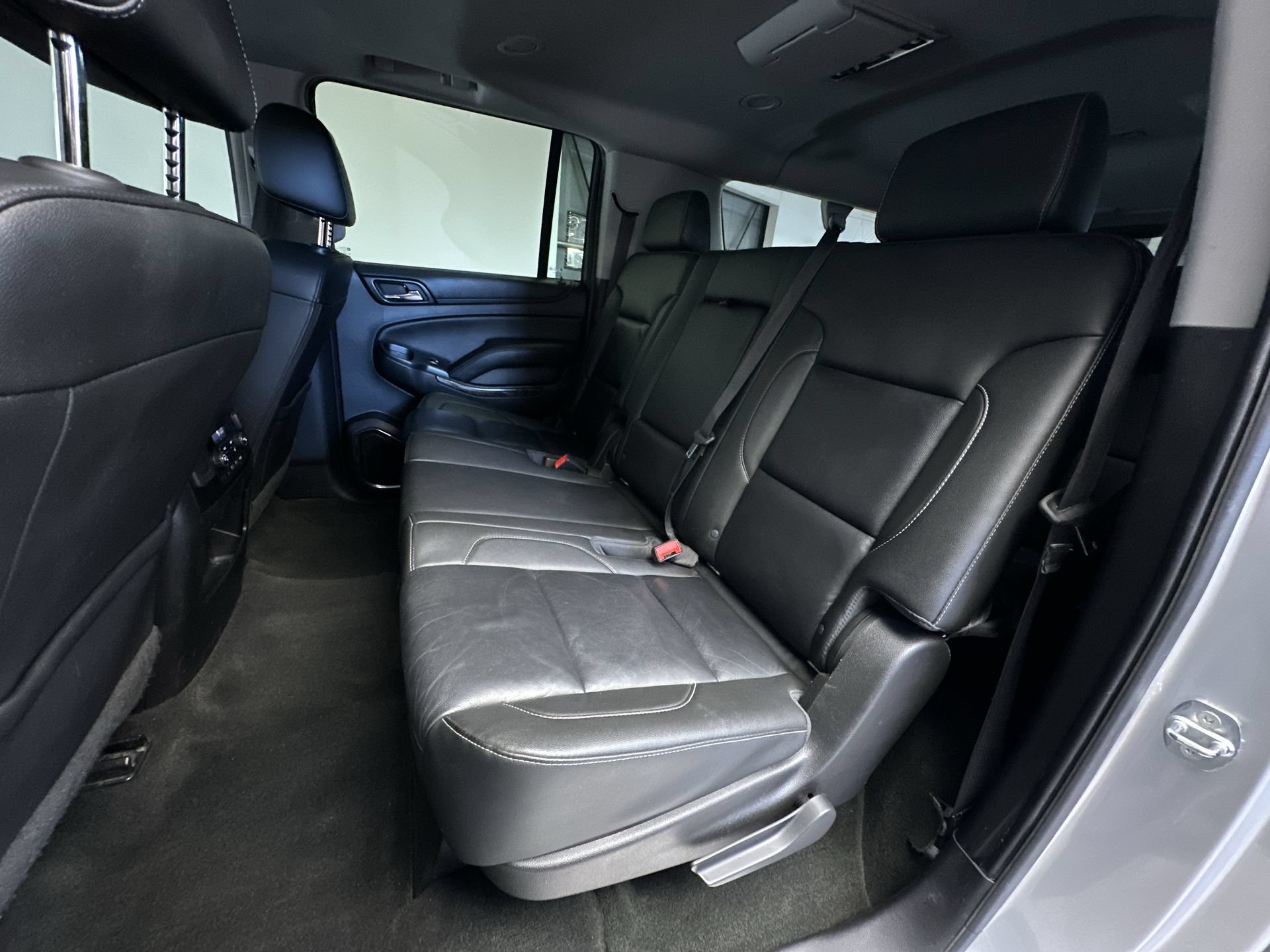 Used 2018 Chevrolet Suburban LT AWD/4WD image 24