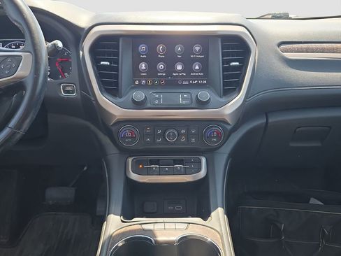 Used 2020 GMC Acadia Denali w/ Technology Package AWD/4WD image 14