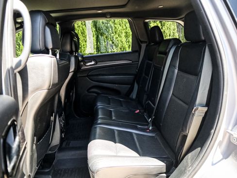 Used 2019 Jeep Grand Cherokee High Altitude image 8