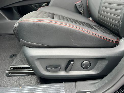 New 2026 Nissan Rogue Rock Creek image 8