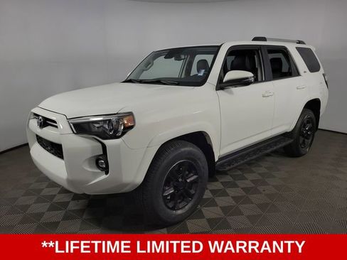 Used 2024 Toyota 4Runner SR5 Premium AWD/4WD image 3