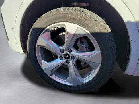 Used 2023 Audi Q5 2.0T Prestige image 30