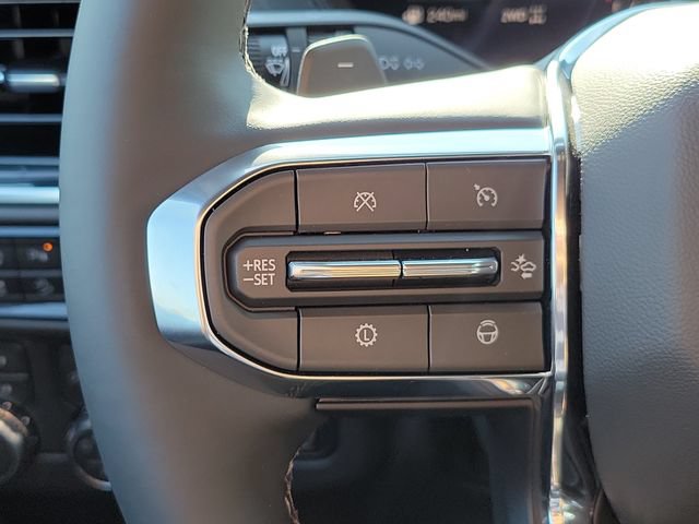 New 2026 GMC Yukon Denali w/ Denali Reserve Package AWD/4WD image 17