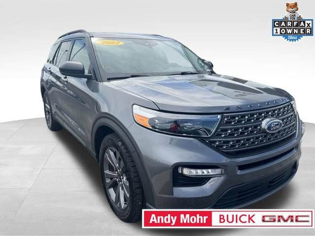 Used 2022 Ford Explorer XLT w/ Equipment Group 202A RWD image 2
