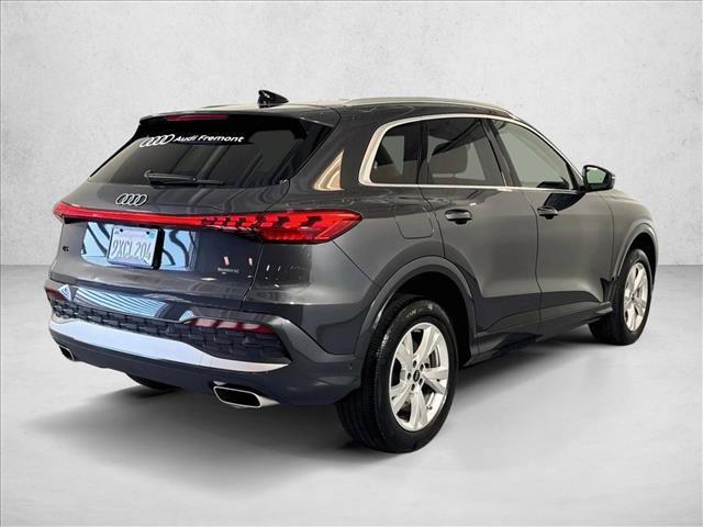 Used 2025 Audi Q5 Premium AWD/4WD image 5