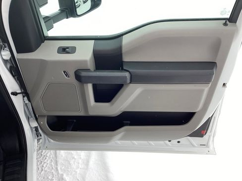 Used 2020 Ford F350 XL w/ Power Equipment Group image 8