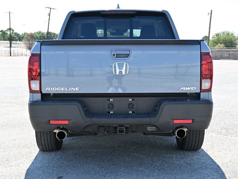 Used 2023 Honda Ridgeline RTL image 11
