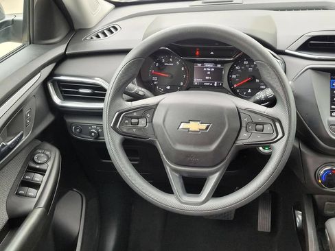Used 2023 Chevrolet TrailBlazer LT FWD image 6