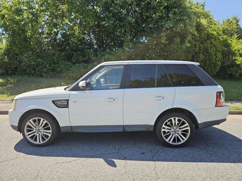 Used 2012 Land Rover Range Rover Sport HSE LUX AWD/4WD image 2