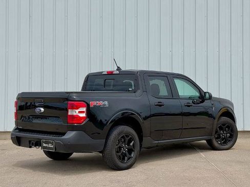 Certified 2024 Ford Maverick Lariat w/ FX4 Off-Road Package AWD/4WD image 6