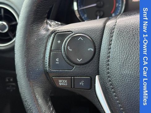 Used 2019 Toyota Corolla SE w/ SE Premium Package FWD image 20