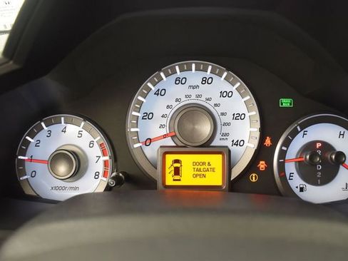 Used 2015 Honda Pilot Touring image 11