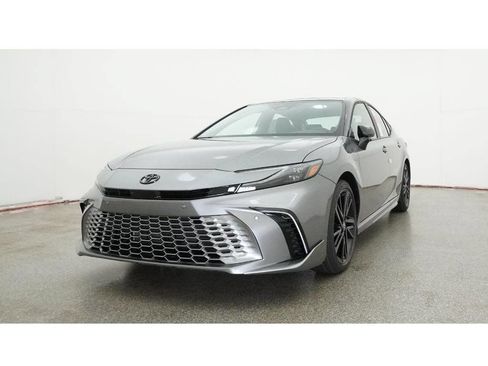 New 2026 Toyota Camry XSE FWD image 39