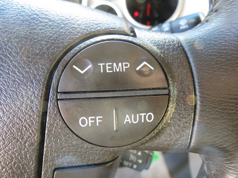 Used 2008 Toyota Sequoia Limited RWD image 15