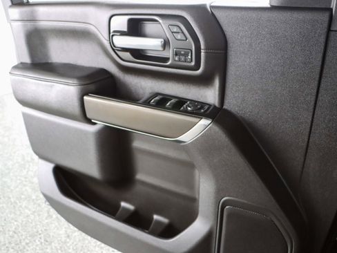 Used 2022 GMC Sierra 2500 AT4 w/ Snow Plow Prep/Camper Package image 23