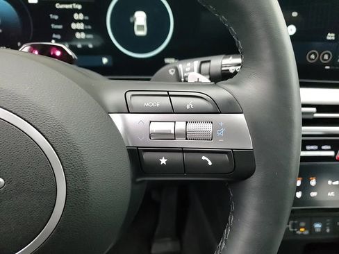 Certified 2025 Hyundai Santa Cruz Limited image 17