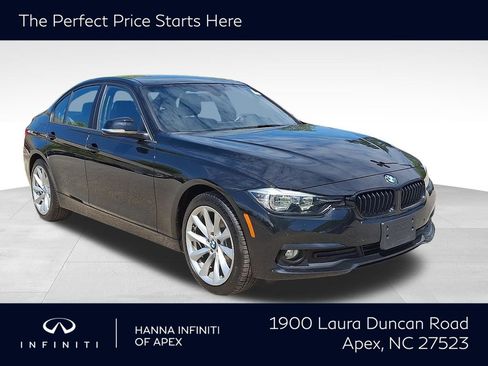 Used 2017 BMW 320i xDrive Sedan AWD/4WD image 1