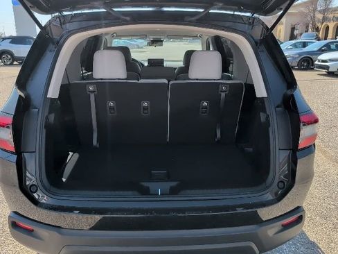 Used 2023 Honda Pilot LX image 21