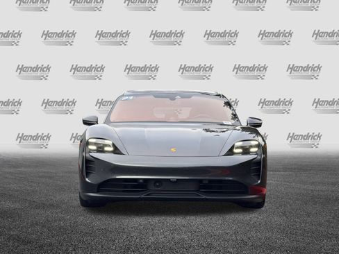 Used 2023 Porsche Taycan GTS image 10