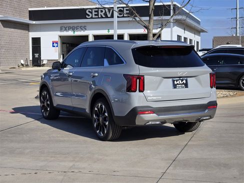 New 2026 Kia Sorento SX image 3