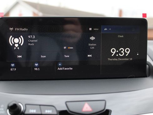 New 2026 Acura RDX SH-AWD image 16