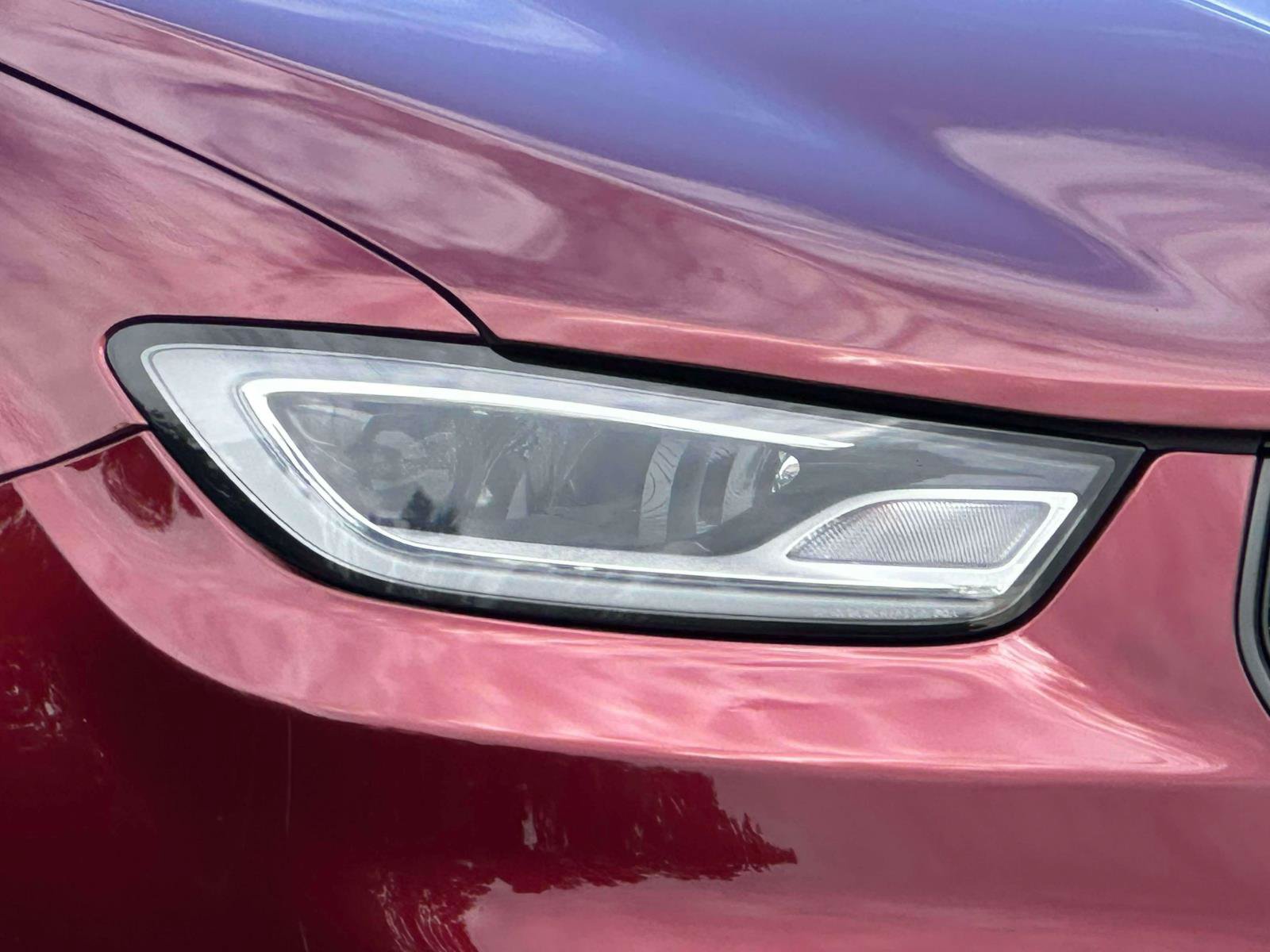 Used 2023 Chrysler Pacifica Limited w/ S Appearance Package FWD image 8