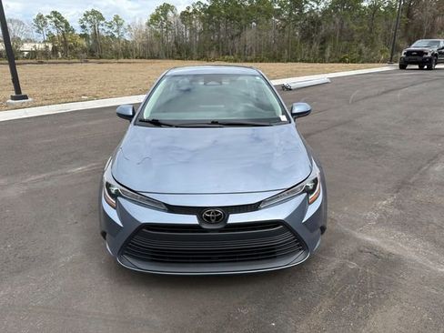 Used 2024 Toyota Corolla LE image 11