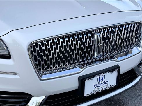 Used 2020 Lincoln Nautilus Reserve w/ Cargo Utility Package image 30