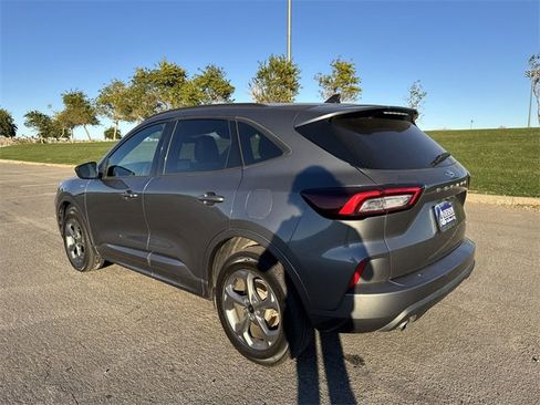 Certified 2023 Ford Escape ST-Line image 7
