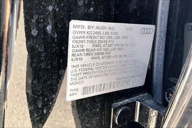 Used 2025 Audi Q5 Premium w/ Convenience Package AWD/4WD image 19