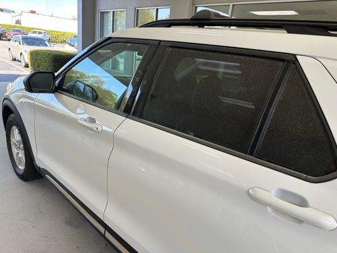 Used 2025 Ford Explorer Active w/ Active Comfort Package image 12