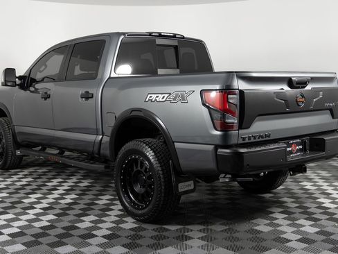 Used 2021 Nissan Titan PRO-4X w/ Pro-4x Convenience Package image 4