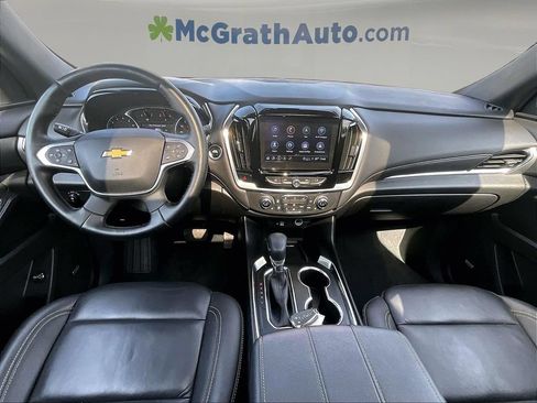 Used 2023 Chevrolet Traverse LT w/ LT Premium Package AWD/4WD image 9