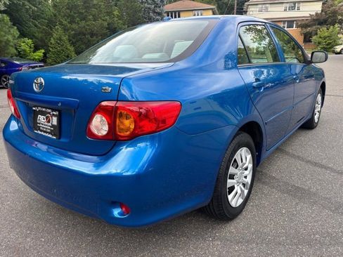 Used 2010 Toyota Corolla LE w/ All Weather Guard Pkg FWD image 6