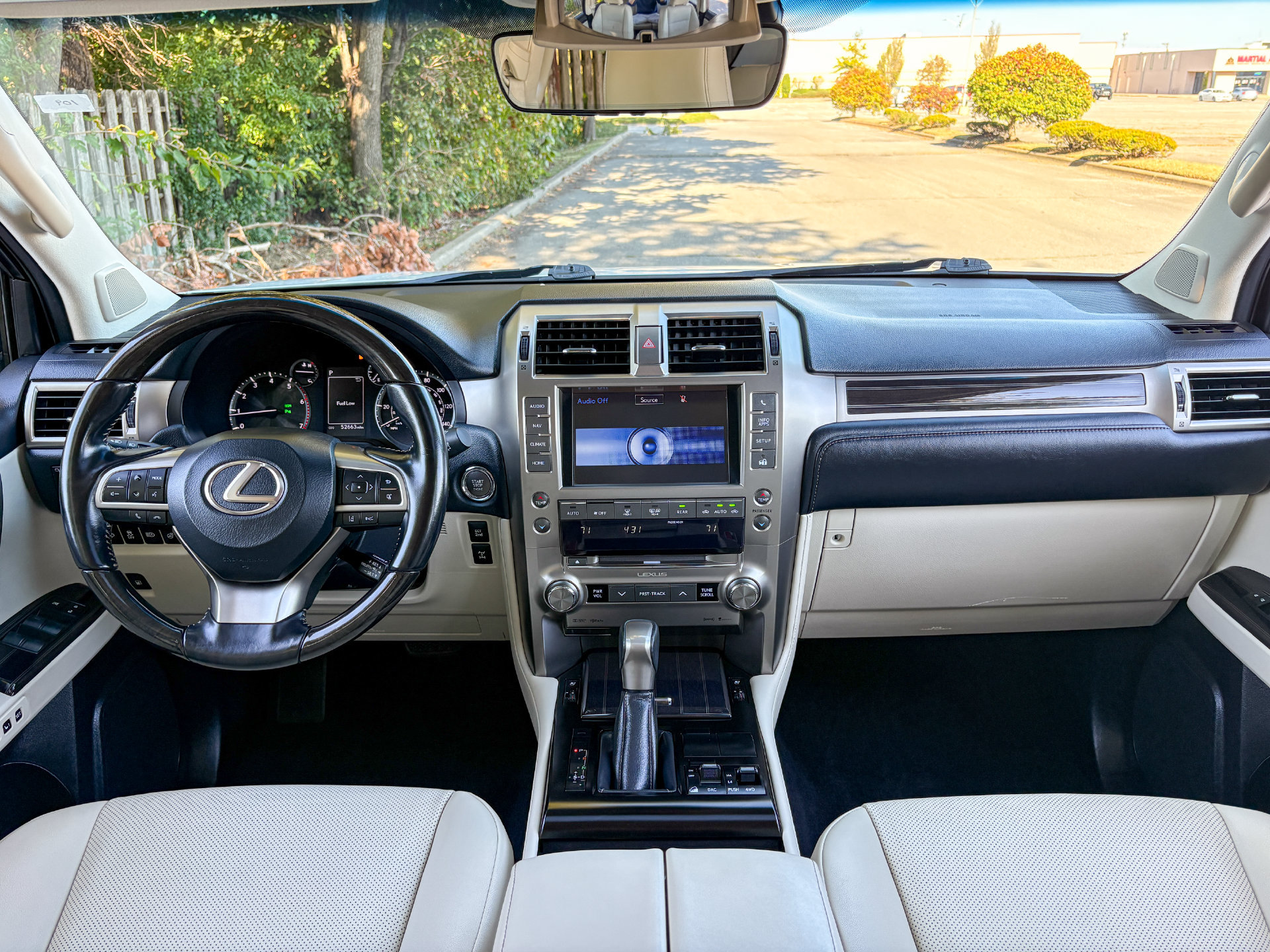 Used 2021 Lexus GX 460 Premium w/ Premium Package AWD/4WD image 24
