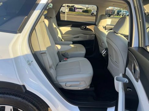 Used 2023 Kia Sorento EX w/ Panoramic Sunroof Package FWD image 41