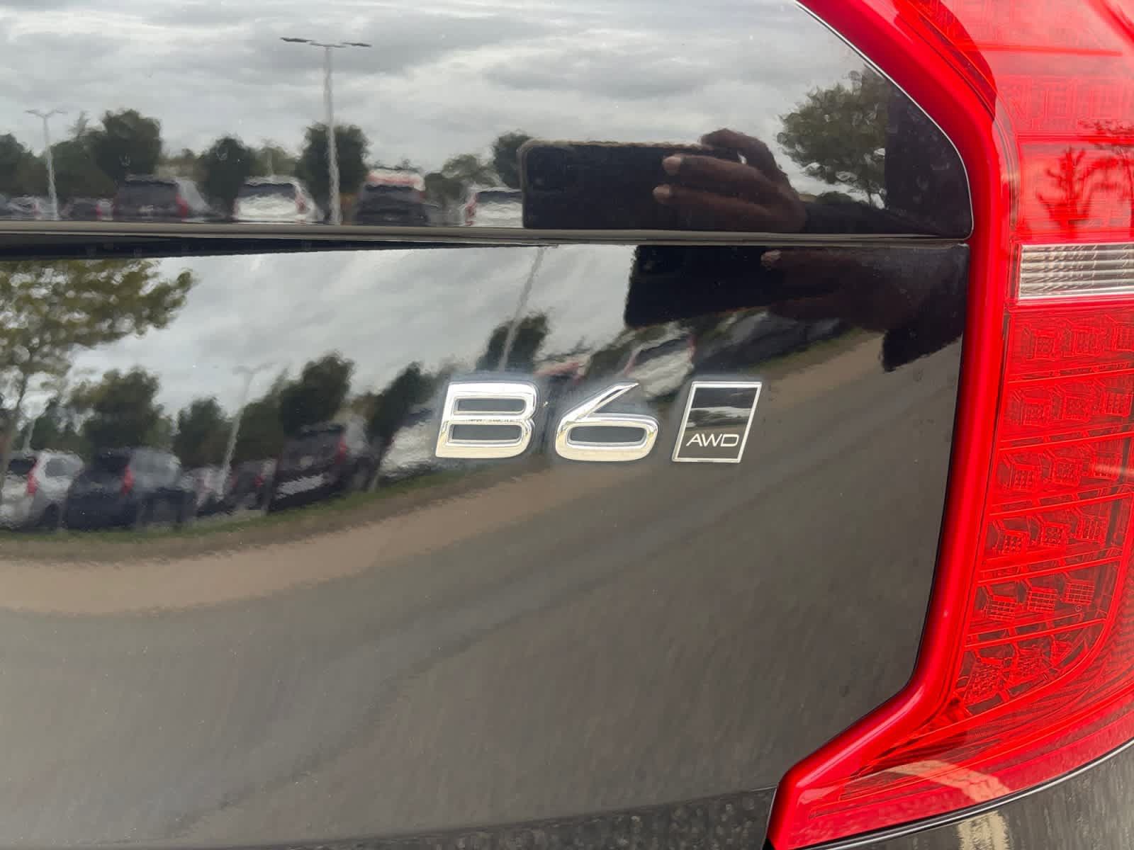Used 2024 Volvo XC90 B6 Plus AWD/4WD image 24