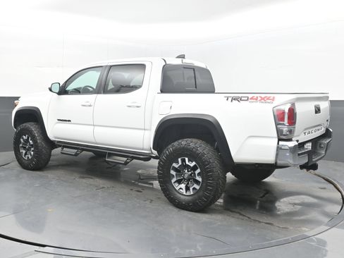 Used 2023 Toyota Tacoma TRD Off-Road AWD/4WD image 8