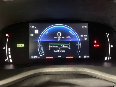 Used 2025 Toyota Camry SE FWD image 18