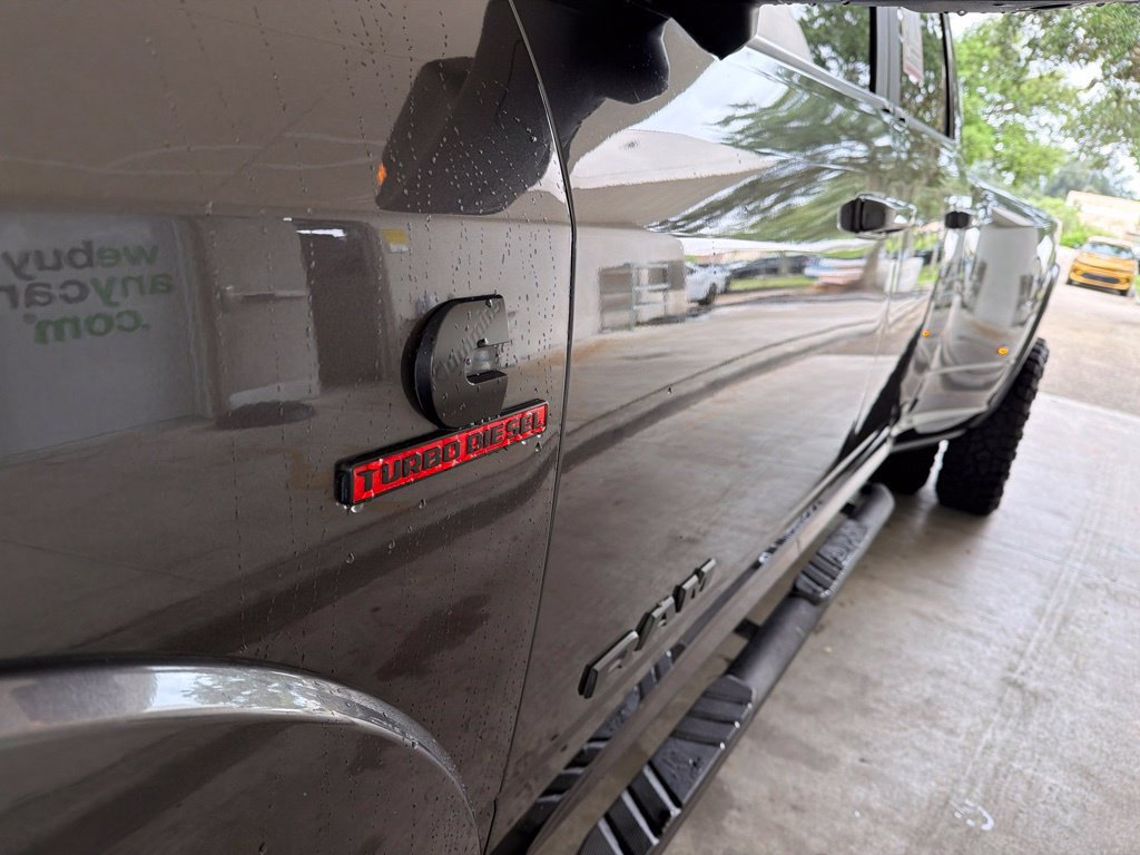 Used 2021 RAM 3500 Laramie w/ Max Tow Package AWD/4WD image 16